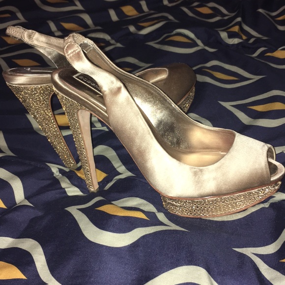 BCBGMAXAZRIA Rhinestone Heel - Picture 2 of 6